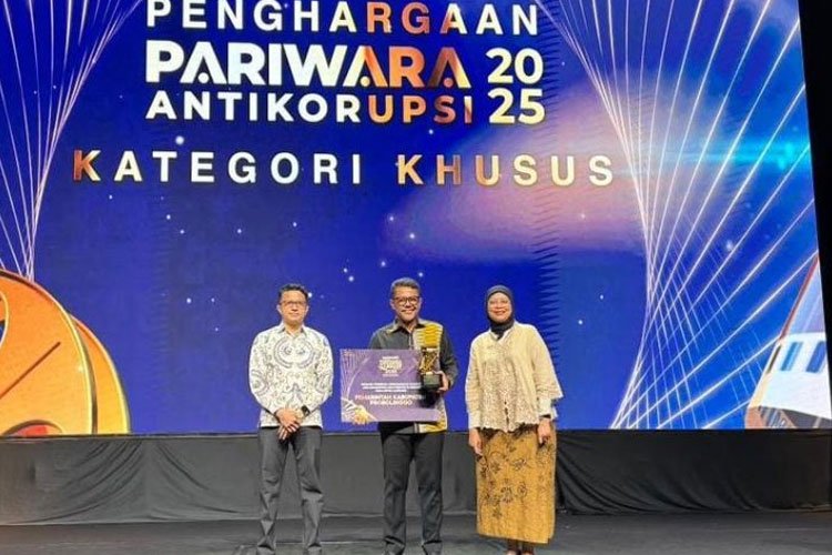penghargaan-pariwara (1)